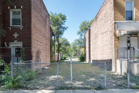 744 S Kedvale Ave, Chicago, IL 60624