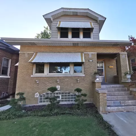 5118 N Kostner Ave, Chicago, IL 60630