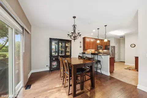 Dining - 1807 Maureen Dr, Hoffman Estates, IL 60192 photo 1 of 1