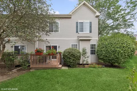 Exterior - 1807 Maureen Dr, Hoffman Estates, IL 60192 photo 3 of 3