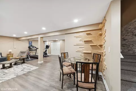 Other - 1807 Maureen Dr, Hoffman Estates, IL 60192 photo 2 of 3