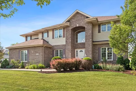 8712 Koehler Dr, Tinley Park, IL 60487