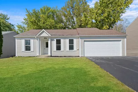 1610 Teri Ln, Algonquin, IL 60102