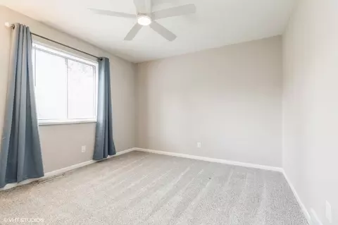 Bedroom - 511 Silbury Ct, Mchenry, IL 60050 photo 3 of 4