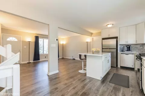 Other - 511 Silbury Ct, Mchenry, IL 60050 photo 1 of 6