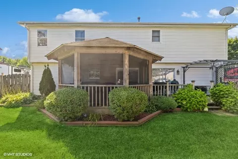 Exterior - 1320 Old Mill Ln, Algonquin, IL 60102 photo 3 of 6