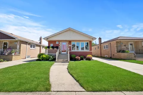 8533 S Kenneth Ave, Chicago, IL 60652