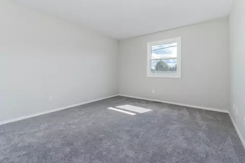 725 S Towanda Ave, Normal, IL 61761 photo 23