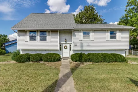 725 S Towanda Ave, Normal, IL 61761