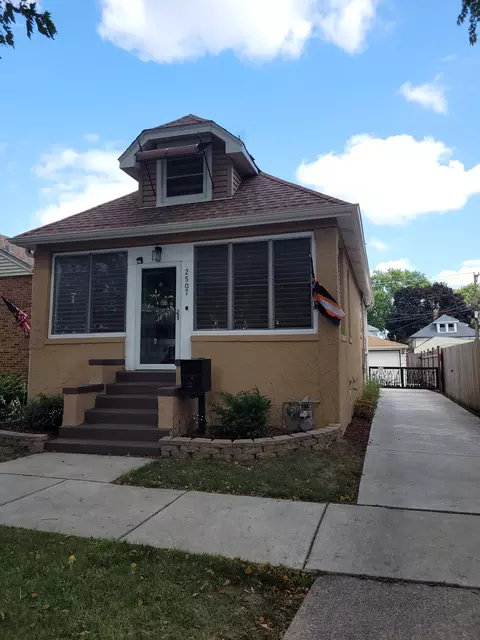 2507 N 79th Ave, Elmwood Park, IL 60707