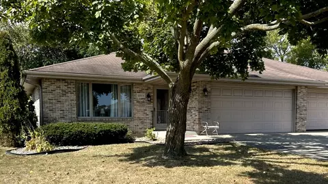 2313 Lynwood St, Morris, IL 60450