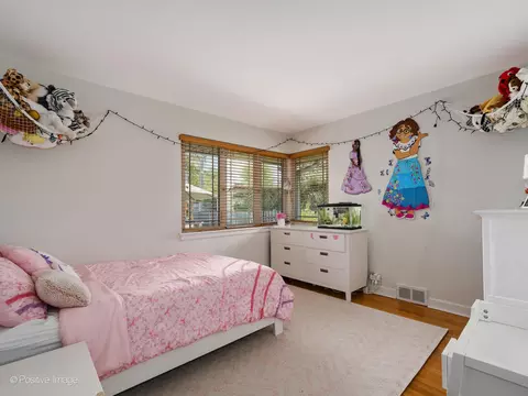 801 Windsor Rd, Glenview, IL 60025 photo 16