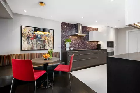 Kitchen - 132 E Delaware Pl #5404, Chicago, IL 60611 photo 1 of 3