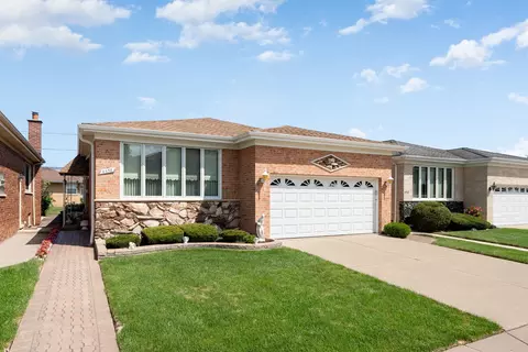 8456 W Brodman Ave, Chicago, IL 60656