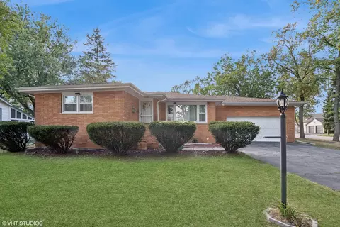3600 Wallace Ave, Steger, IL 60475