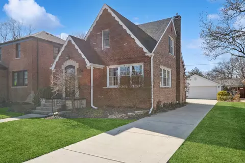9820 S Hamlin Ave, Evergreen Park, IL 60805