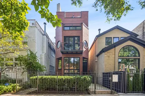 1645 N Winchester Ave #1, Chicago, IL 60622