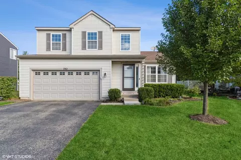 742 Sun Lake Rd, Lake Villa, IL 60046