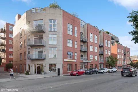 1224 Chicago Ave #202, Evanston, IL 60202