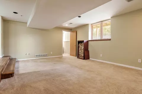 933 Gleasman Rd, Roscoe, IL 61073 photo 39
