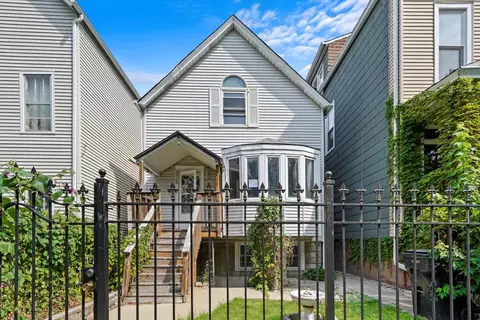 3512 W Lyndale St, Chicago, IL 60647