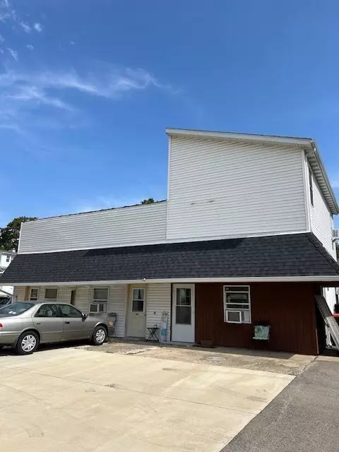 205 W Street St S, Danvers, IL 61732