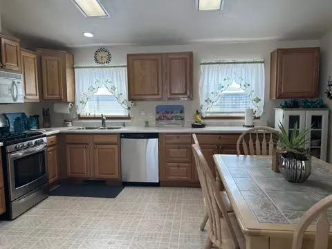 2104 Iris Ave, Belvidere, IL 61008 photo 6