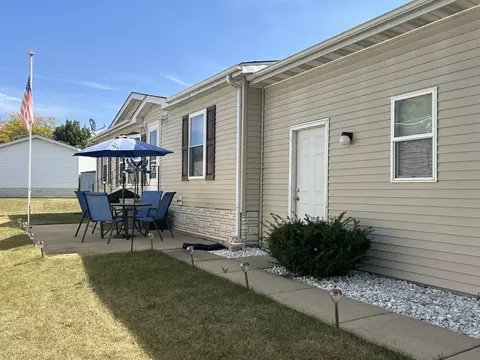 2104 Iris Ave, Belvidere, IL 61008 photo 15