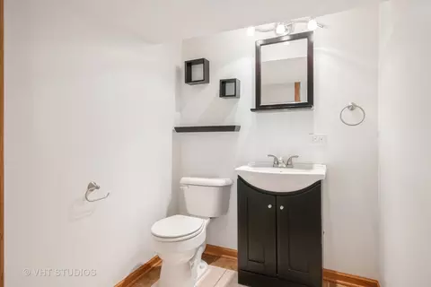 Bath - 1742 E 85th St, Chicago, IL 60617 photo 3 of 3