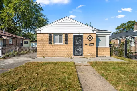 12608 S Ada St, Calumet Park, IL 60827