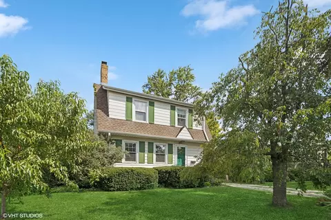 277 E Grantley Ave, Elmhurst, IL 60126