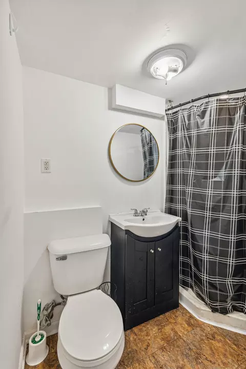 Bath - 2417 S 22nd Ave, Broadview, IL 60155 photo 2 of 2
