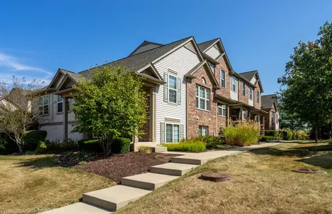 248 Devoe Dr, Oswego, IL 60543