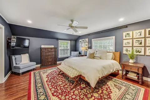 Bedroom - 1156 Cherry St, Winnetka, IL 60093 photo 1 of 3