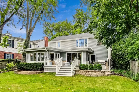 Exterior - 1156 Cherry St, Winnetka, IL 60093 photo 8 of 10