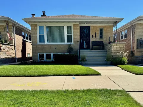 6117 W 64th St, Chicago, IL 60638
