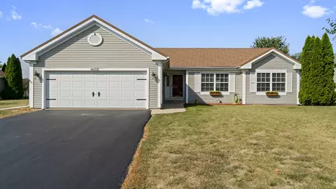 4608 Saddle St, Loves Park, IL 61111