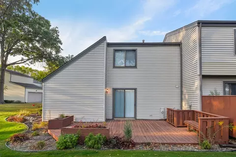 Exterior - 3531 Golfview Dr, Hazel Crest, IL 60429 photo 6 of 7