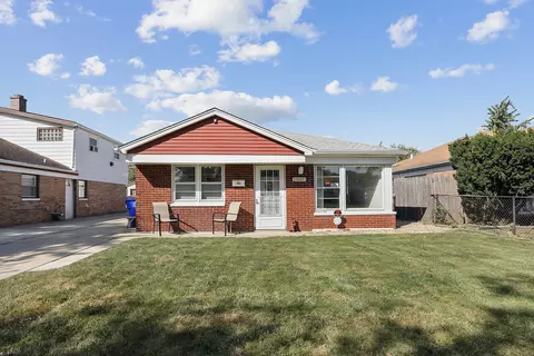 11608 S Troy Dr, Merrionette Park, IL 60803