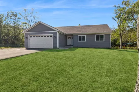 26351 W Park Pl, Antioch, IL 60002