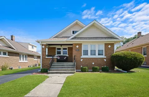 810 Oakland Ave, Joliet, IL 60435