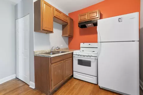 1031 E 45th St, Chicago, IL 60653 photo 18