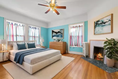 1031 E 45th St, Chicago, IL 60653 photo 36