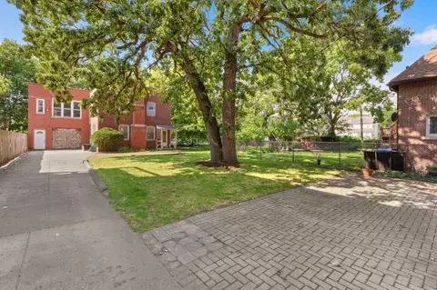 1031 E 45th St, Chicago, IL 60653 photo 49