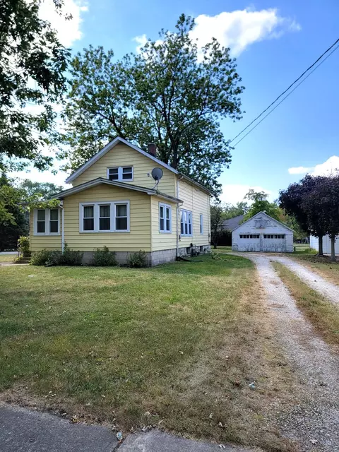 406 N West St, Peotone, IL 60468
