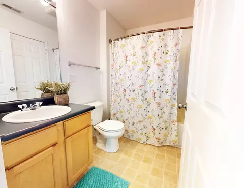 609 Corey Ln, Champaign, IL 61822 photo 8