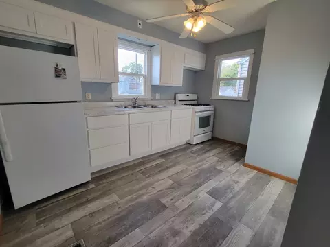 Kitchen - 265 S Douglas Ave, Bradley, IL 60915 photo 1 of 3