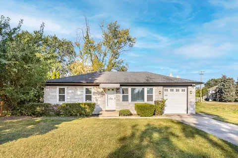 4952 N Pontiac Ave, Norridge, IL 60706