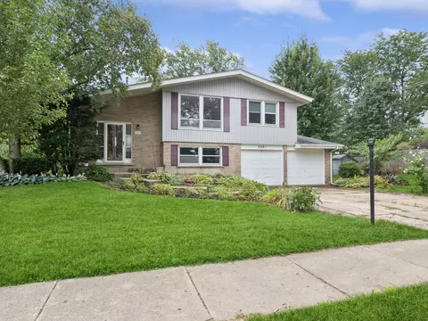 2507 Oak Ln, Rolling Meadows, IL 60008