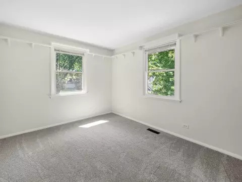 2507 Oak Ln, Rolling Meadows, IL 60008 photo 3